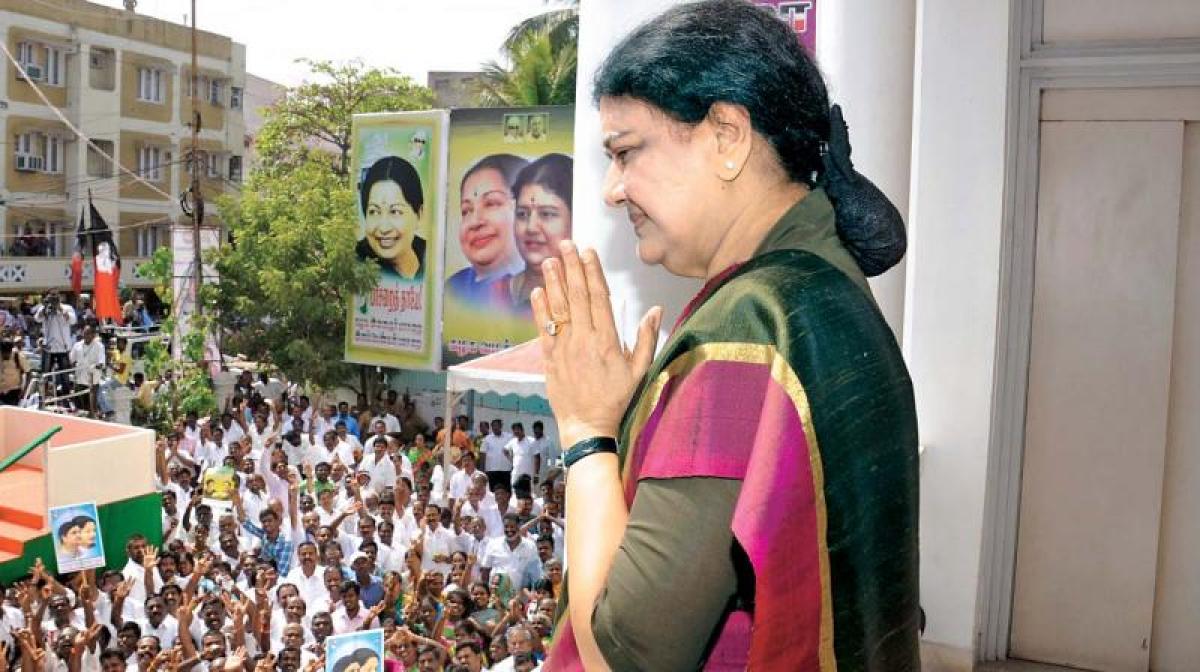 Some people dont want a lady in politics: Sasikala disowns letter to Guv